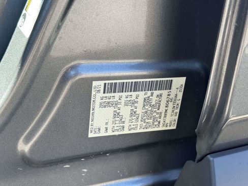 Used 2021 Nissan Rogue SV w/ Premium Package image 14