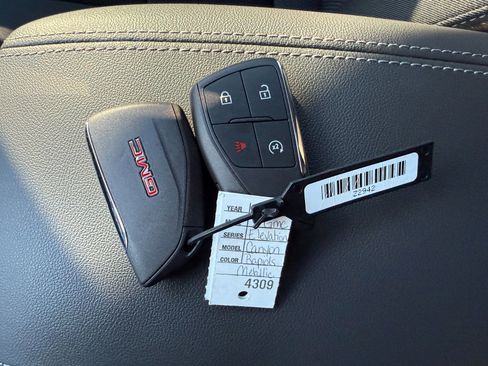 New 2026 GMC Canyon Elevation w/ LPO, Sports Bar Package image 35