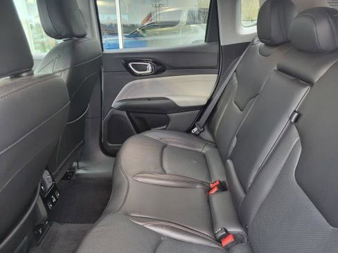 Used 2022 Jeep Compass Limited w/ Elite Group image 23