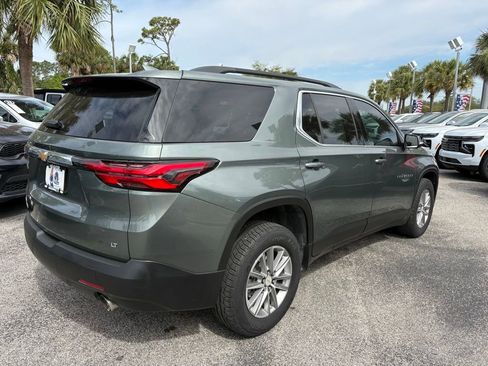 Used 2023 Chevrolet Traverse LT FWD image 7