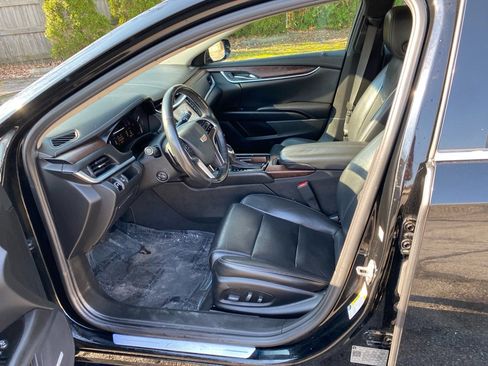 Used 2019 Cadillac XTS Luxury image 9