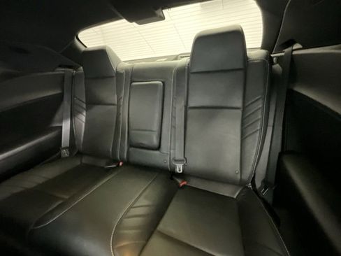 Used 2016 Dodge Challenger SRT Hellcat image 7