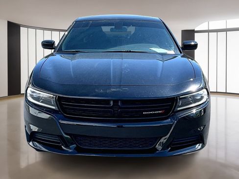 Used 2023 Dodge Charger SXT RWD image 2