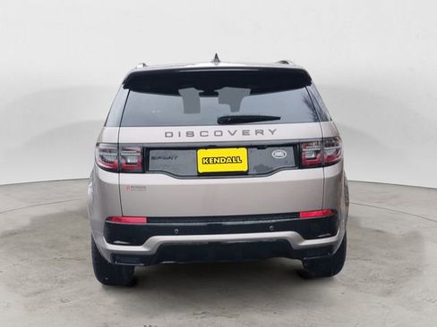 Used 2022 Land Rover Discovery Sport SE R-Dynamic image 4