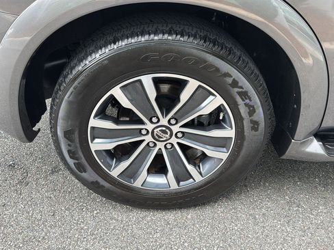 Used 2019 Nissan Armada SL w/ Premium Package image 35