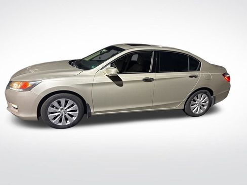 Used 2015 Honda Accord EX-L image 2