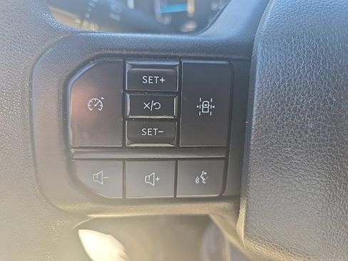 Used 2023 Ford F150 XLT AWD/4WD image 14