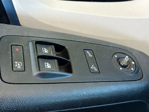 Used 2021 RAM ProMaster 3500 image 23