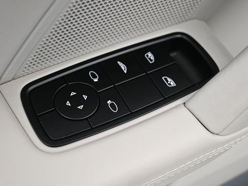 Used 2024 Porsche 911 Carrera image 16