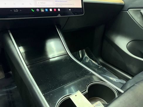Used 2020 Tesla Model Y Long Range AWD/4WD image 26
