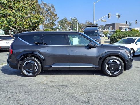 Certified 2024 Kia EV9 Land AWD/4WD image 6