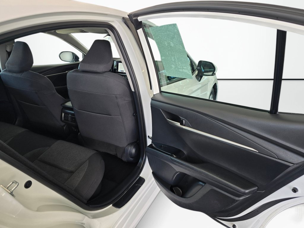 Used 2025 Toyota Camry LE w/ Convenience Package FWD image 38