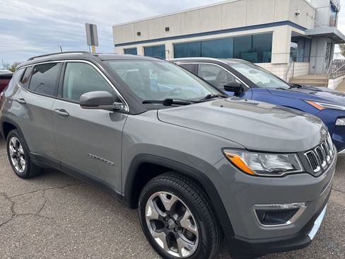 Used 2019 Jeep Compass Limited AWD/4WD image 23