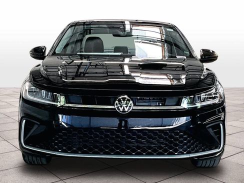 New 2026 Volkswagen Jetta SE FWD image 5