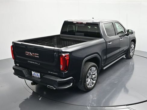 Used 2023 GMC Sierra 1500 Denali w/ Denali Reserve Package AWD/4WD image 35