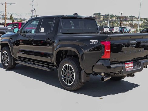 New 2026 Toyota Tacoma TRD Sport AWD/4WD image 5