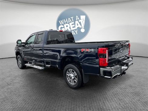 Used 2023 Ford F350 Lariat w/ Tow Technology Package image 6