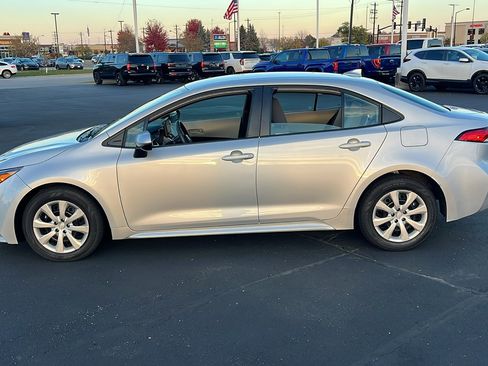 Certified 2023 Toyota Corolla LE image 6