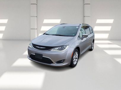 Used 2019 Chrysler Pacifica Limited