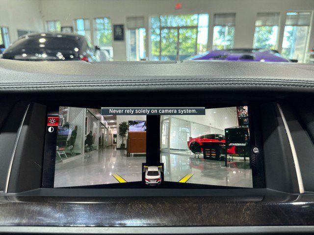 Used 2015 BMW 550i Sedan RWD image 80