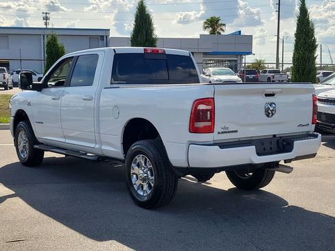 Used 2023 RAM 2500 Laramie AWD/4WD image 3