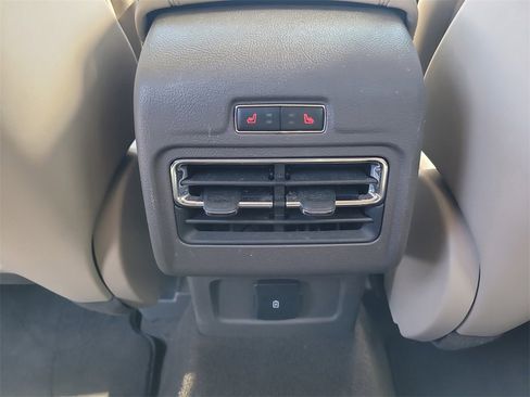 Certified 2022 Lincoln Corsair FWD w/ Equipment Group 101A image 13