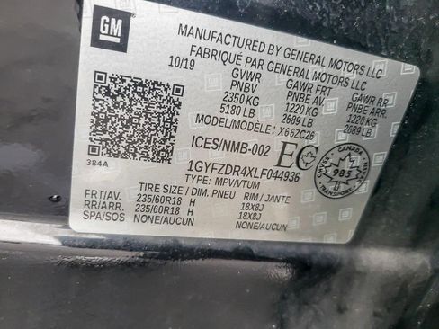 Used 2020 Cadillac XT4 Premium Luxury image 25