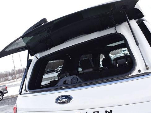 Used 2023 Ford Expedition Limited image 30