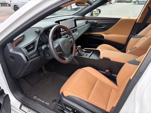 Certified 2025 Lexus ES 350 Ultra Luxury w/ Accessory Package (Z2) FWD image 40