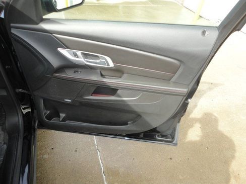 Used 2015 GMC Terrain SLT image 17