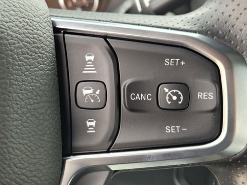 New 2026 RAM 5500 Tradesman AWD/4WD image 18