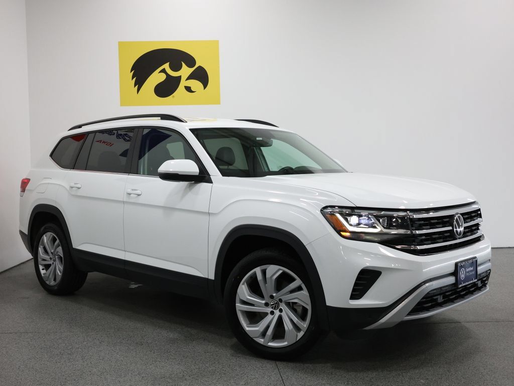 Certified 2023 Volkswagen Atlas SE AWD/4WD image 2