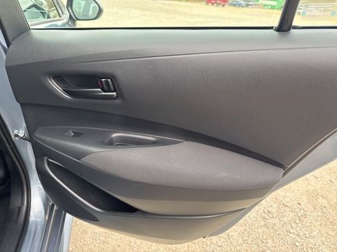 Used 2023 Toyota Corolla LE image 18