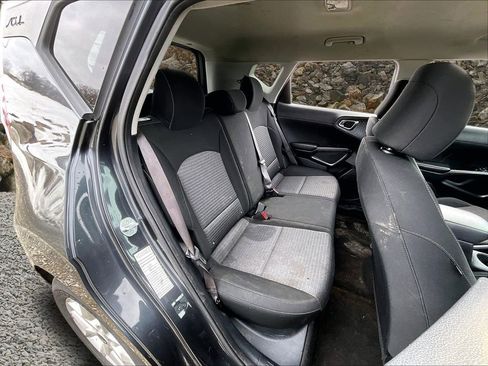 Used 2021 Kia Soul S image 25
