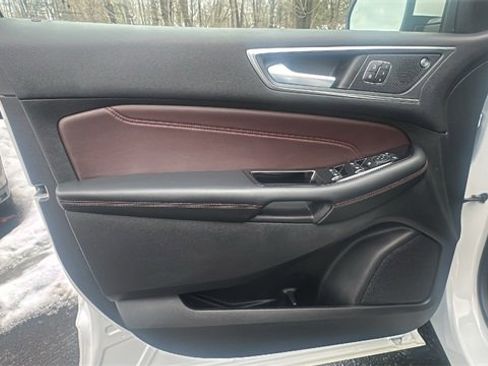 Used 2020 Ford Edge Titanium w/ Equipment Group 301A image 27