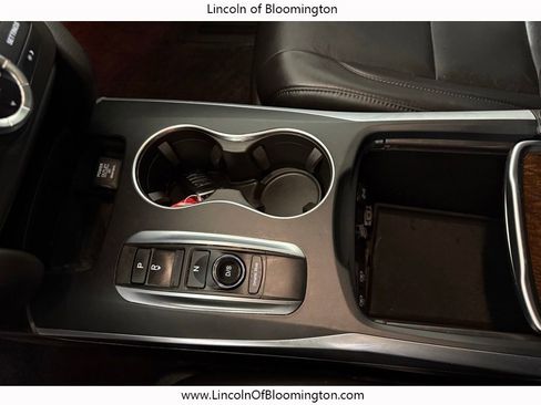 Used 2018 Acura MDX SH-AWD image 19