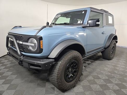 Used 2021 Ford Bronco First Edition AWD/4WD image 2