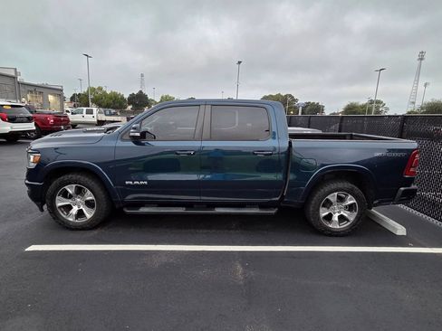 Used 2022 RAM 1500 Laramie w/ Sport Appearance Package AWD/4WD image 4