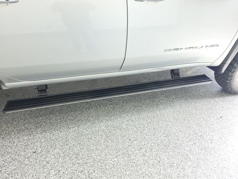 Used 2022 GMC Sierra 2500 Denali image 9