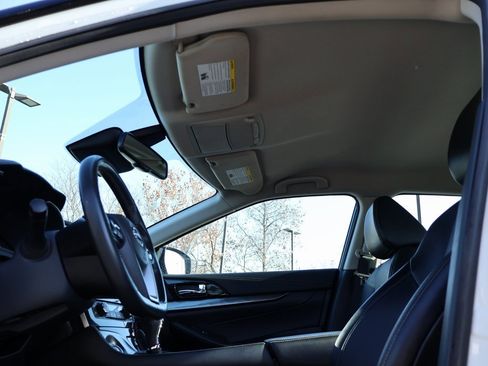 Used 2023 Nissan Maxima SV w/ Floor Mat Group image 37