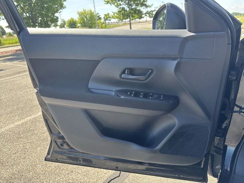Certified 2025 Nissan Kicks S AWD/4WD image 27