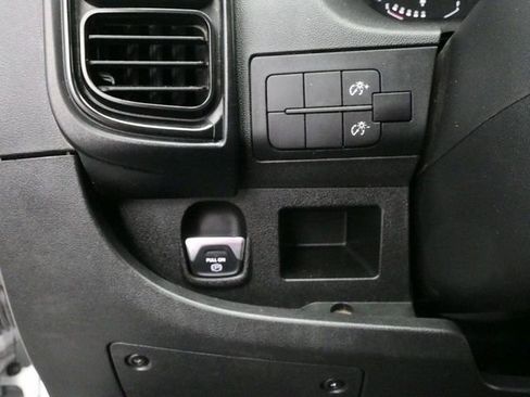 Used 2023 RAM ProMaster 2500 image 20