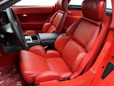 Used 1992 Chevrolet Corvette Coupe image 12