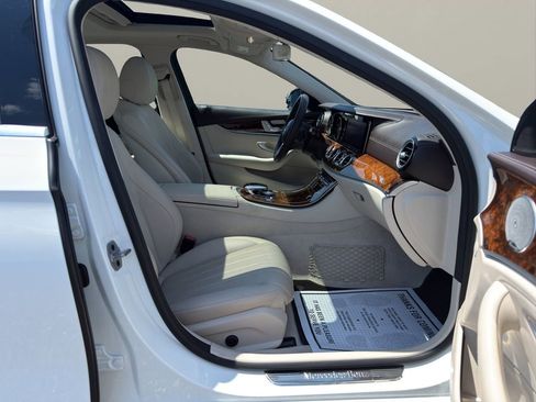Used 2019 Mercedes-Benz E 450 4MATIC Sedan image 20