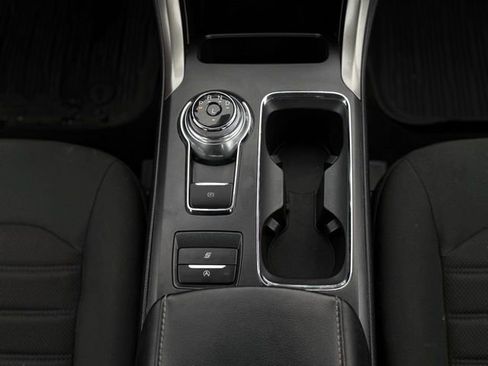 Certified 2020 Ford Fusion SE image 24