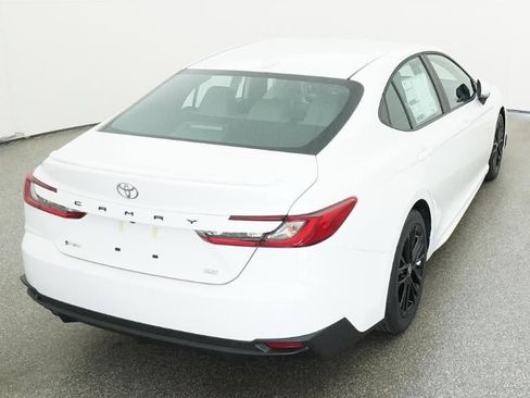 New 2026 Toyota Camry SE image 8