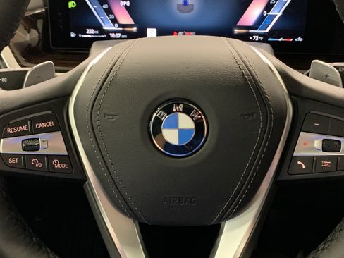 Used 2026 BMW X5 xDrive40i image 16