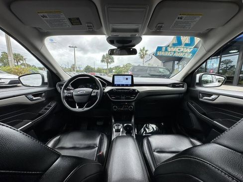 Used 2022 Ford Escape SEL image 25