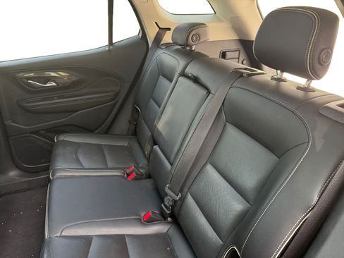 Used 2020 GMC Terrain Denali w/ GMC Pro Grade Package AWD/4WD image 22