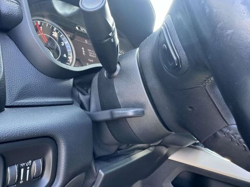 Used 2022 RAM 1500 Laramie AWD/4WD image 34